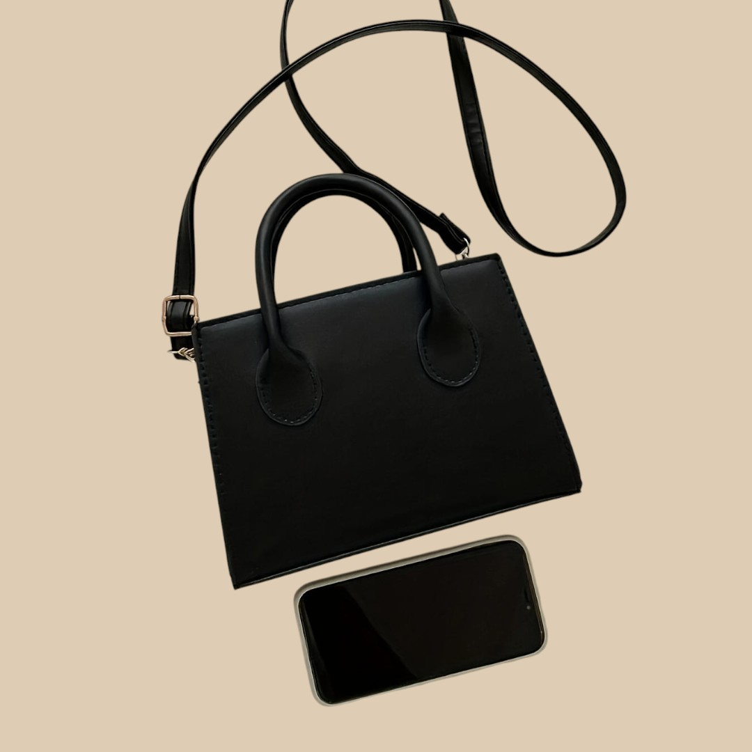 Venize | Designer Handbags for Women | Black