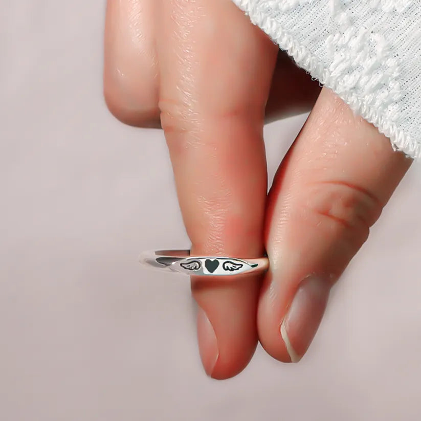 For Memorial | Tiny Heart with Wings Ring