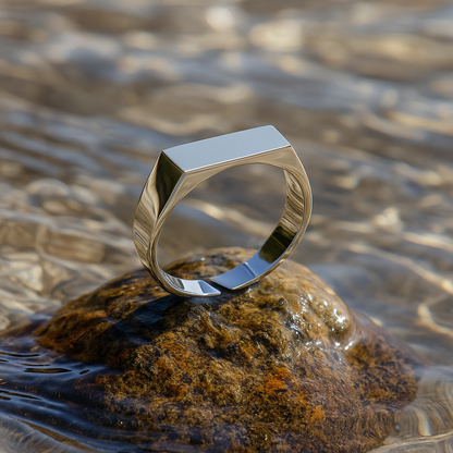 Timeless Glow Ring