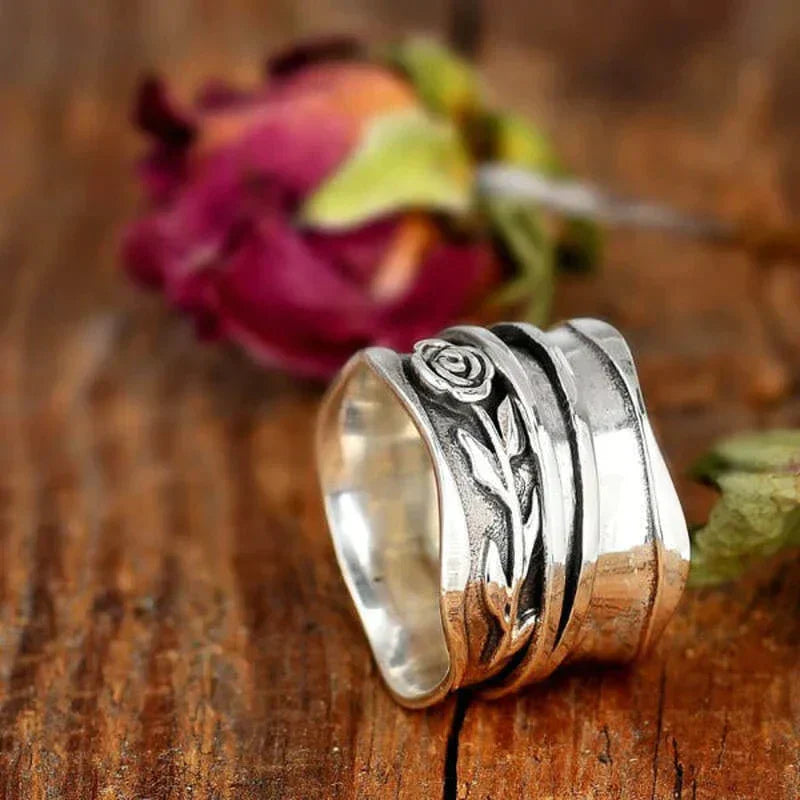 Antique Silver Floral Ring