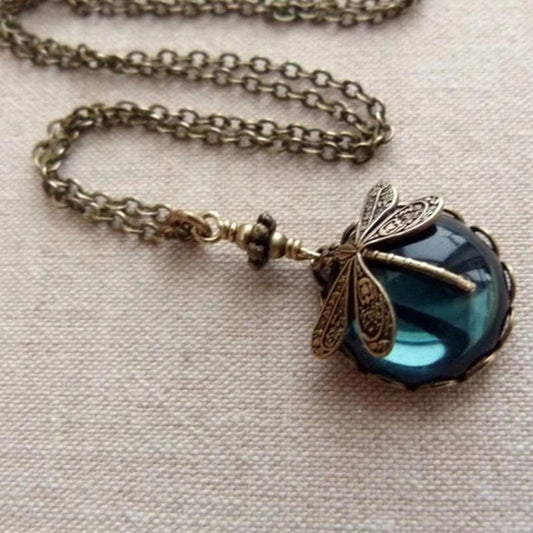 Retro Dragonfly Pendant Necklace