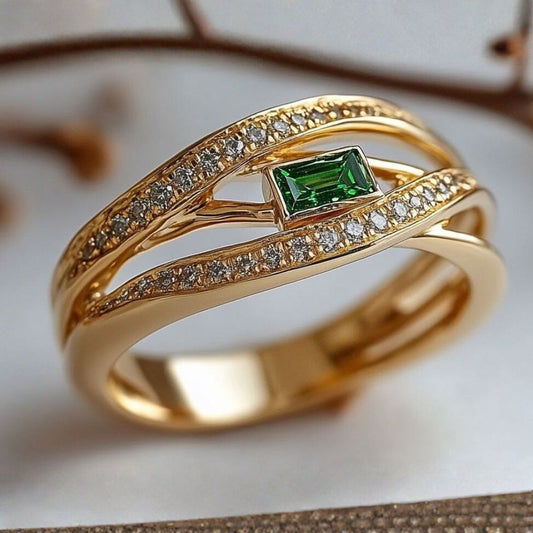 Exotic Layer Emerald Gold Ring
