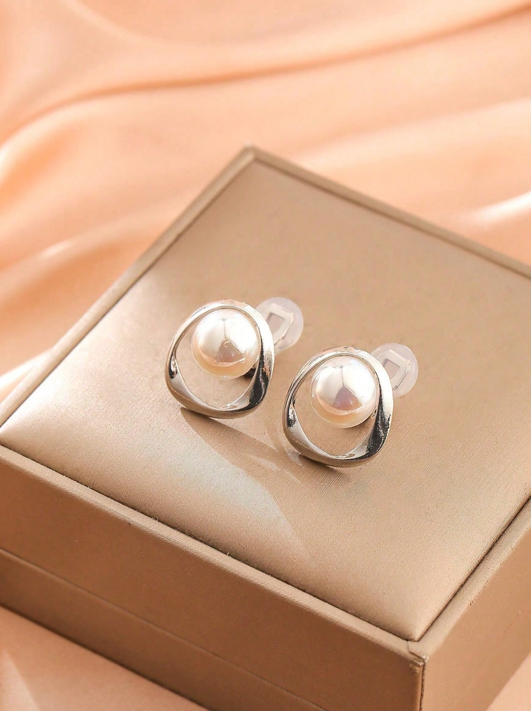 Breast Cancer Awareness | Clip In Pearl Collection - 1+1 Free Today